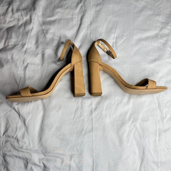 Steve Madden Women's sz 8.5 M Tan 4 inch Square Heel Ankle Strap Square Toe - Picture 9 of 13